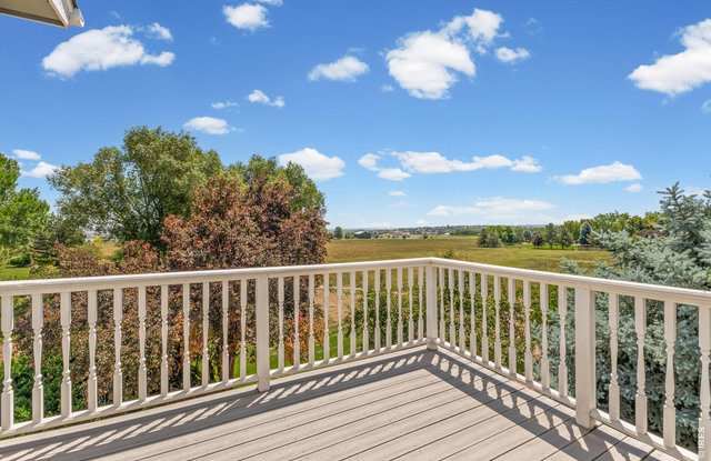 7766 Park Ridge Circle Gallery 2
