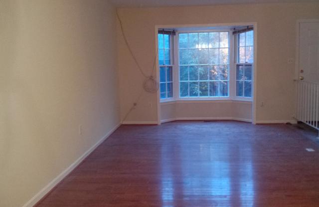 2221 MCLEAN PARK ROAD Gallery 2