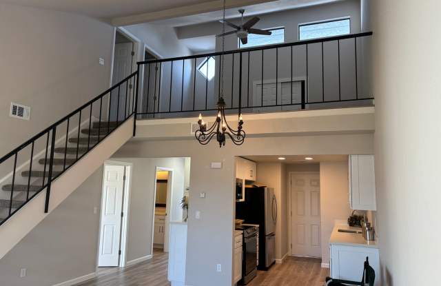 FANTASTIC DISCOVERY BAY REMODEL! TOP TO BOTTOM, NEW FLOORS, NEW PAINT, NEW COUNTERS, NEW WINDOWS, NEW DECK & ALL NEW APPLIANCES. Gallery 3