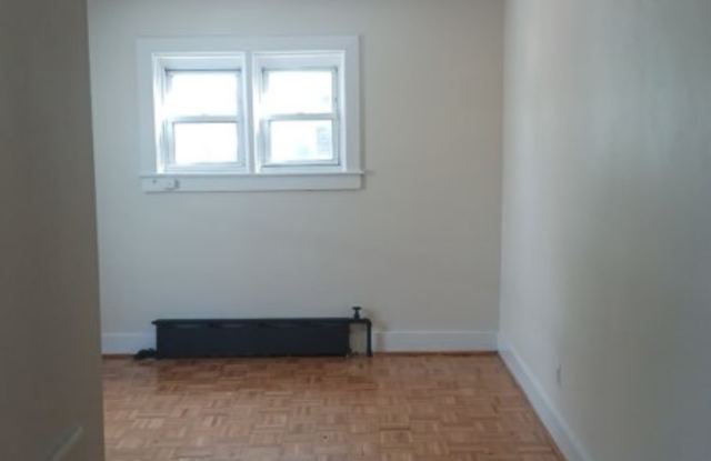 944 Walnut Street 2nd Flr - 944 Walnut Street, Allentown, PA 18102