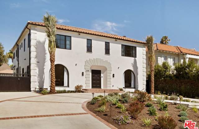 308 South Highland Avenue Gallery 1