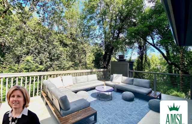 Beautiful 5 Bedroom Mill Valley Home Close to Town photos photos