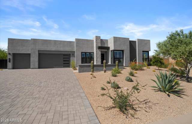 13114 E JUAN TABO Road Gallery 1