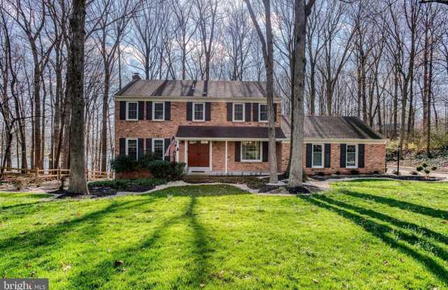 DUMFRIES - MONTCLAIR - STUNNING WATER VIEWS - COMING SOON photos photos