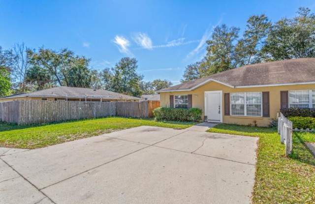 843 Lincoln Parkway Gallery 3