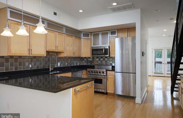 1639 MARION STREET NW Gallery 3