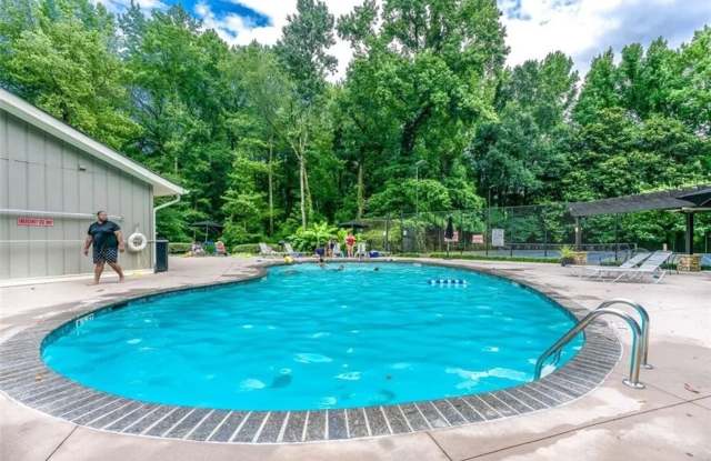 Room in 2 Bedroom Home at Palmyra Dr photos photos