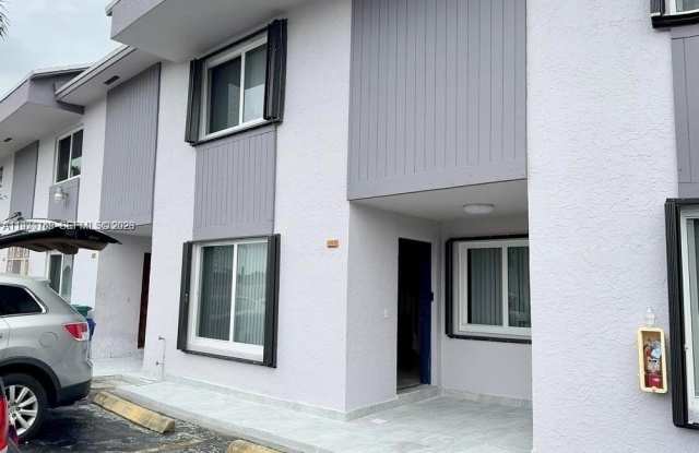 21 SW 113th Ave photos photos