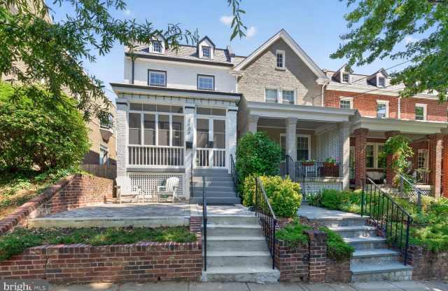 3909 W Street NW Gallery 2