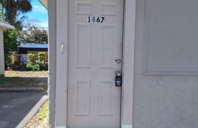 1867 29th Ave N photos photos