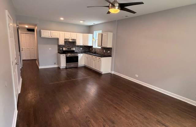 2906 West Flournoy Street - 3 photos photos