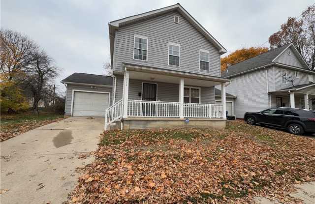 4154 E 95th Street photos photos