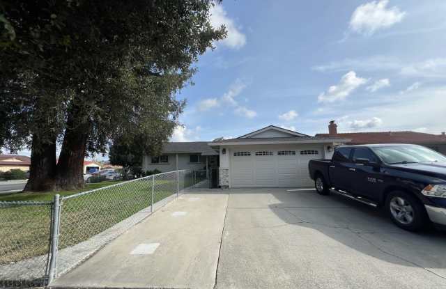 SAN JOSE - Well Maintained 3/2 In A Quiet Neighborhood photos photos
