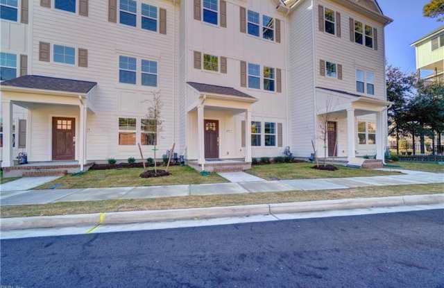 2921 PRETTY LAKE Avenue photos photos