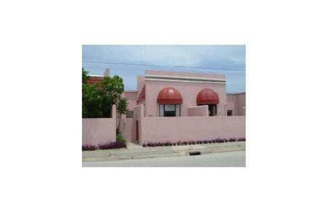 Close to Beach Gallery 1