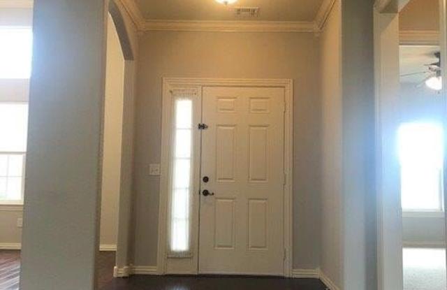 1910 SW Aspen Street Gallery 2
