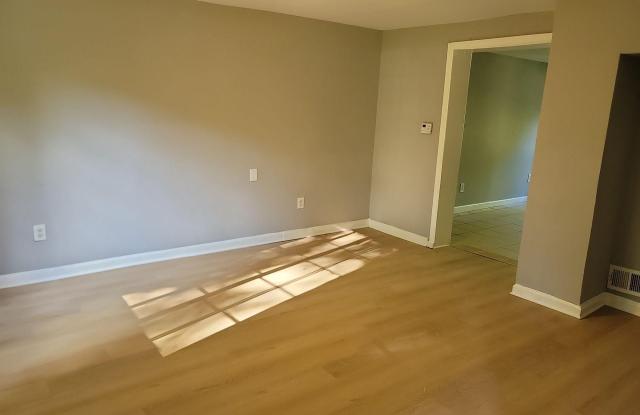 3508 LUMAR Drive Gallery 2