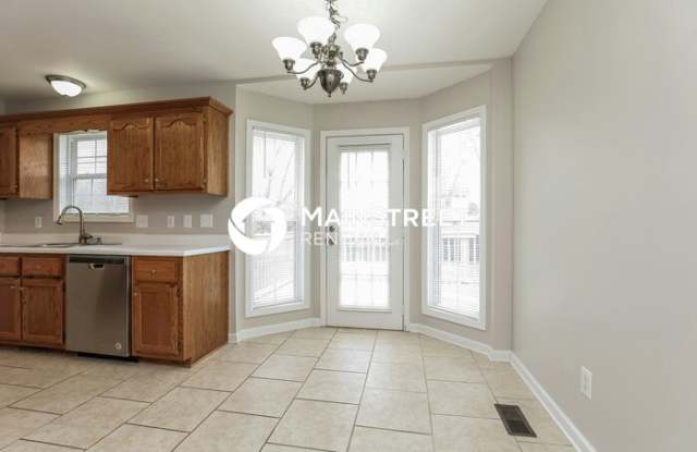 7002 Summit Court Gallery 4