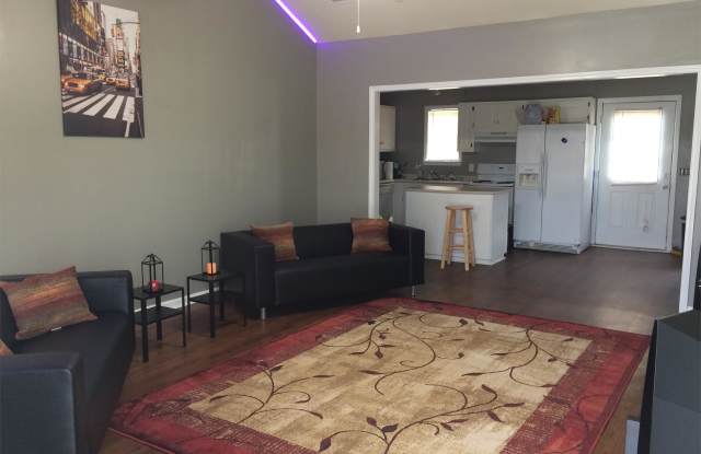 2202 Gretels Hunt - Unit A Gallery 3