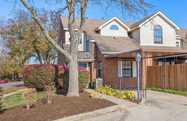 Beautiful Two Bedroom Townhouse! photos photos