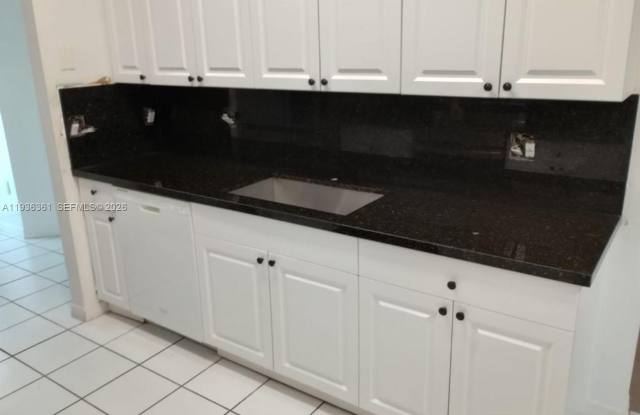 21240 NE 9th Ct photos photos