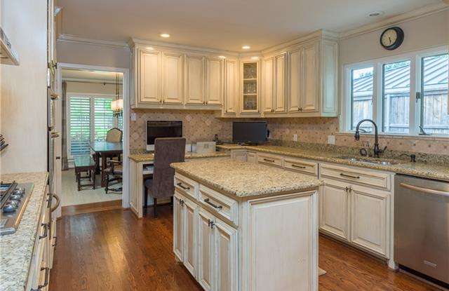 11340 Crest Brook Drive Gallery 2