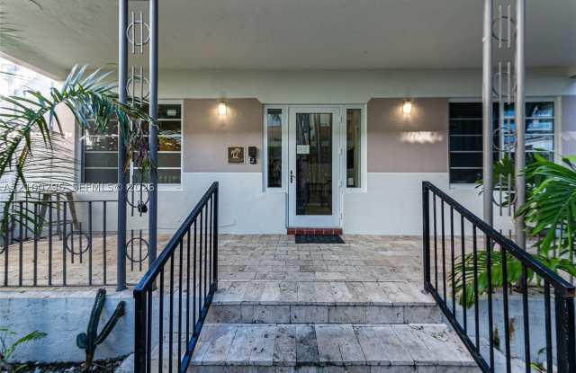 1431 Lincoln Ter Gallery 1