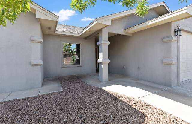 Spacious 4 Bedroom 2 Bath Home with Solar Panels Gallery 3