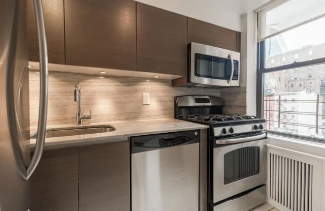 108 West 15th St. - 108 West 15th Street, New York City, NY 10011