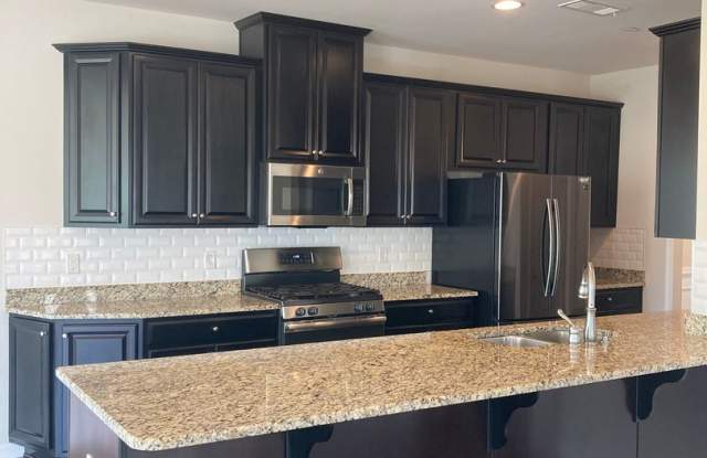 Williamson County Home! Minutes to Downtown Franklin Gallery 4