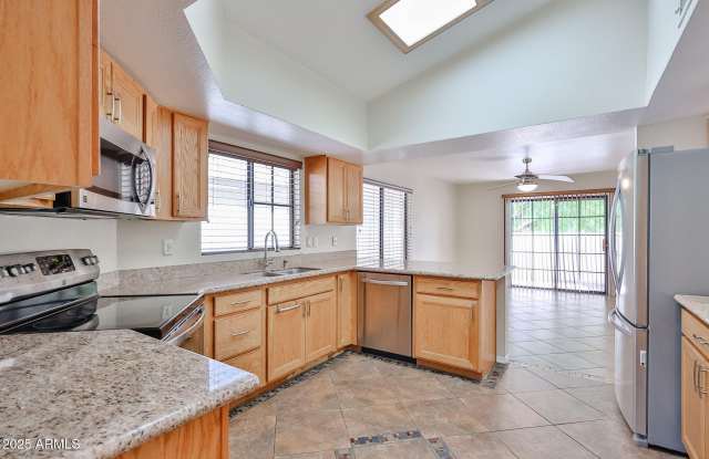 7539 W SEQUOIA Drive Gallery 3