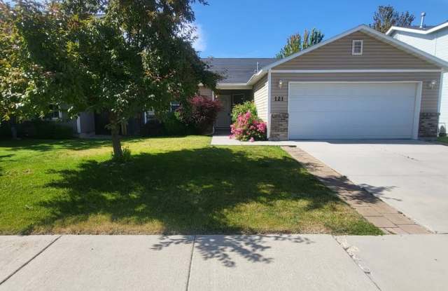 Lovely Meridian home photos photos