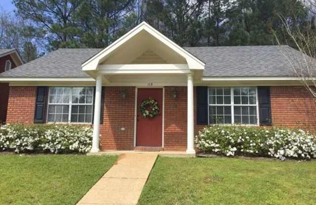 2BR/2BA - 113 Twin Oaks Cove, Oxford, MS 38655