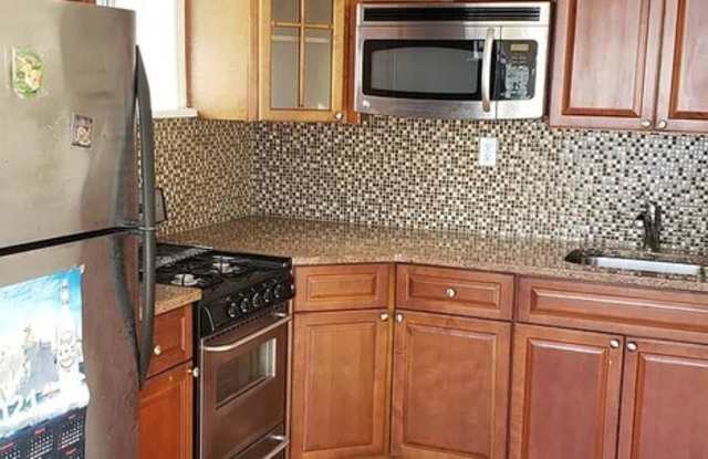 301 Brightwater Ct Gallery 4