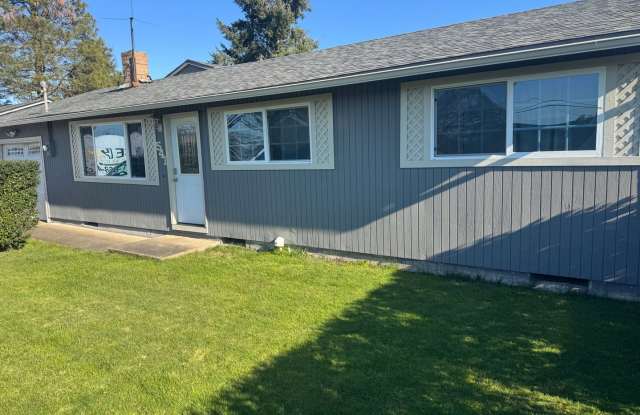 Check out this great 4 bedroom home! photos photos