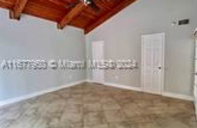 11315 Southwest 114th Circle Terrace Gallery 2