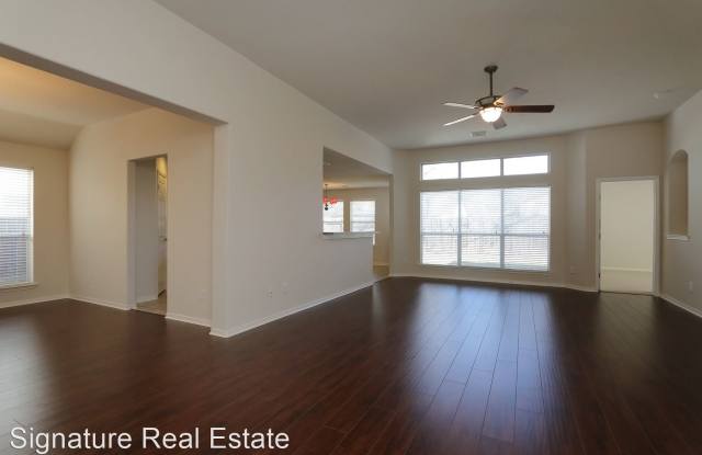 2138 Berkshire Elm Gallery 4