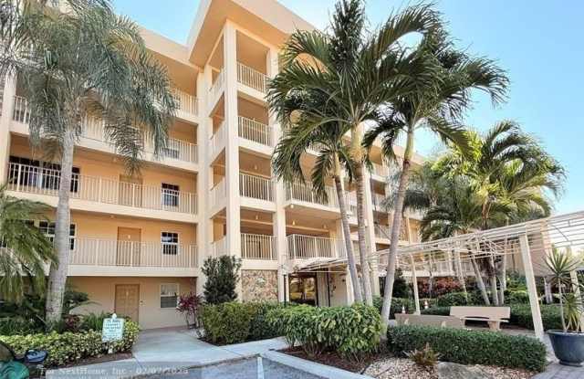 4030 W Palm Aire Dr 402 - 4030 West Palm Aire Drive, Pompano Beach, FL 33069