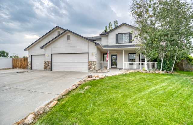 NW Meridian Home with RV Parking & 3 Car Garage photos photos