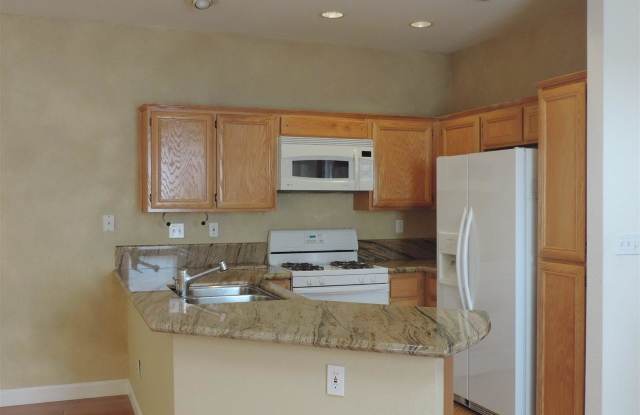 221 Opal Court Gallery 3