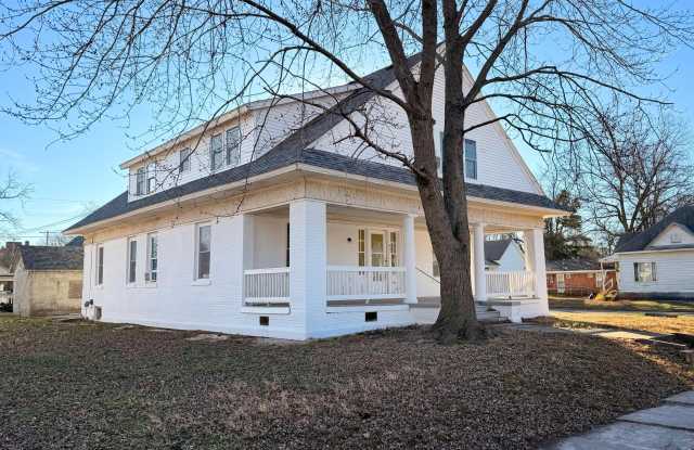 423 S Connor Avenue photos photos