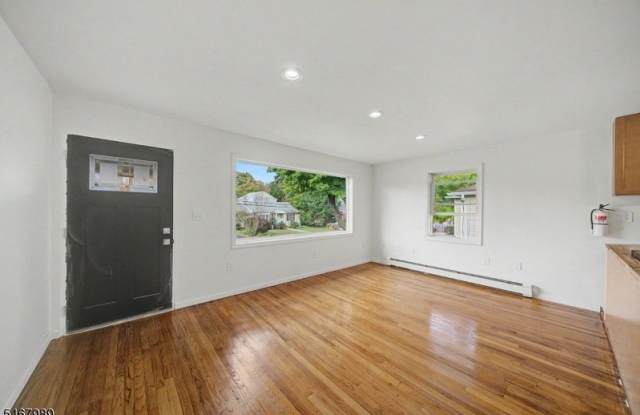721 Hillside Ave Gallery 2