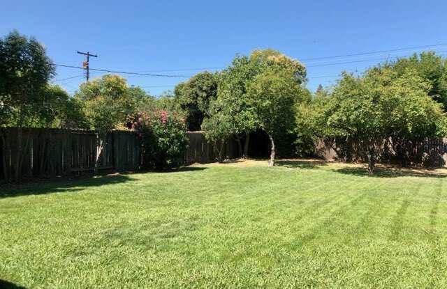 4095 Cresta Way Gallery 3