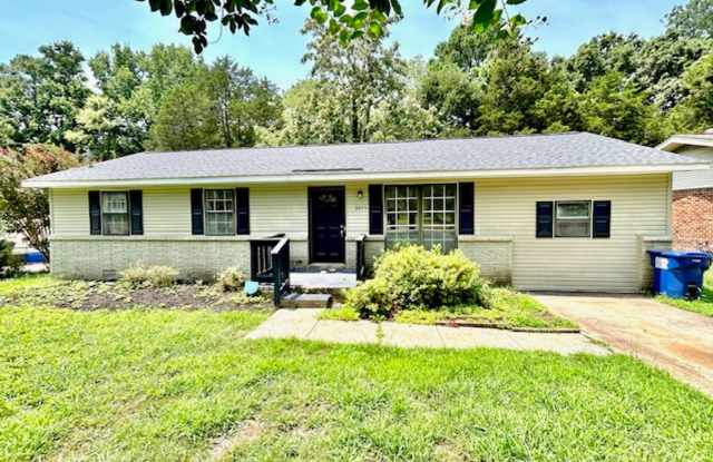 Charming 3 Bedroom Home for Rent – 3215 Delia Ln NW, Huntsville, AL Gallery 1