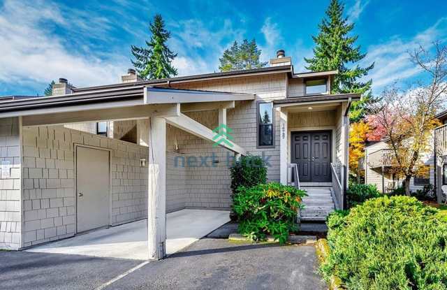 2 Beds and 1.5 Baths Stunning Townhome is Available for Rent! - 14727 Northeast 35th Street, Bellevue, WA 98007