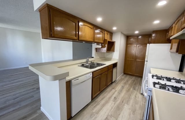 6033 Estelle Street #15 - 1 - 6033 Estelle Street, San Diego, CA 92115