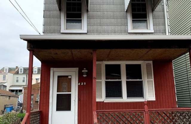 425 Dargan Street - 425 Dargan Street, Pittsburgh, PA 15224