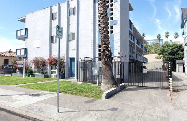 Fourth St Gallery 1
