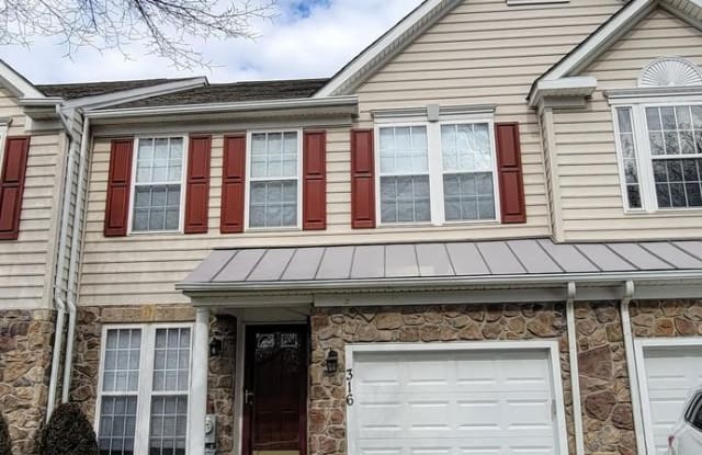 316 VILLAGE WAY - 316 Village Way, Bucks County, PA 18914