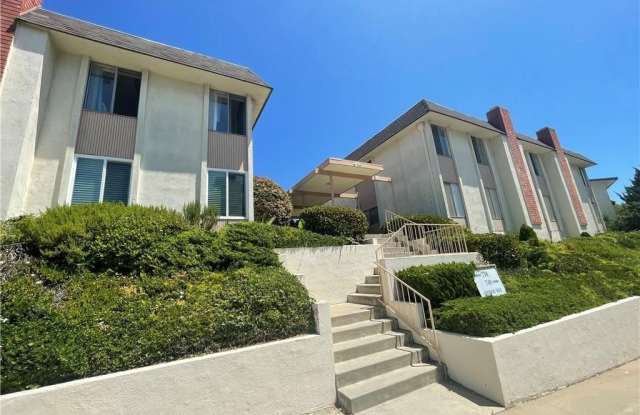 730 Amigos Way - 730 Amigos Way, Newport Beach, CA 92660